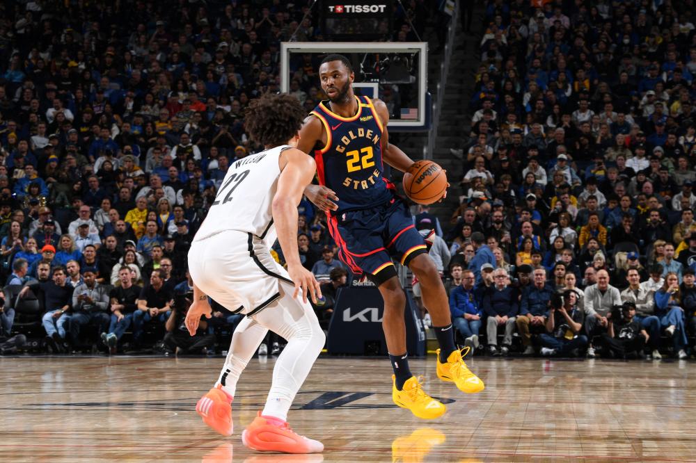 塞尔记者：身边人士称克里斯滕森在巴萨很开心，并会留队